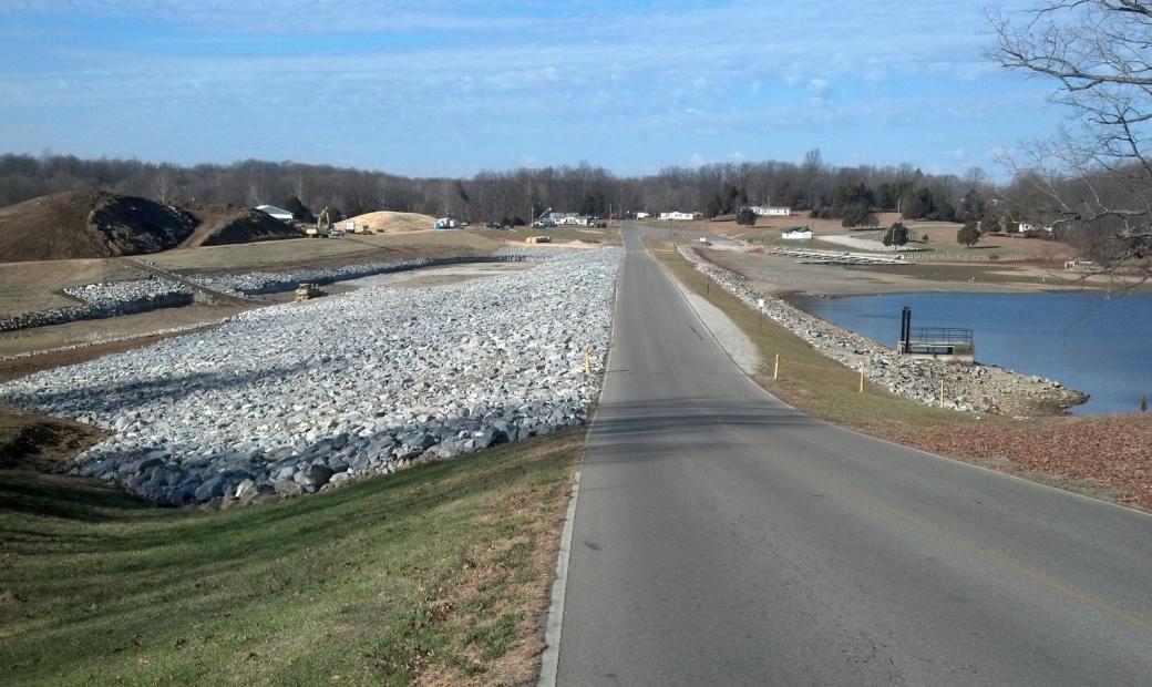 Country Squire Lakes Dam Bayer Becker Civil Engineers, Land